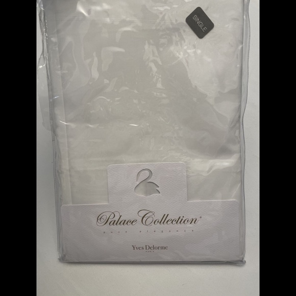NEW Yves Delorme Stitched (1) Euro Sham Case in‎ White - Picture 1 of 11